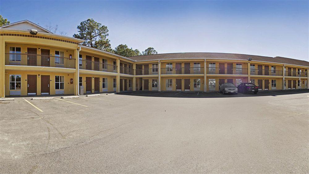Days Inn By Wyndham Alma Exterior foto