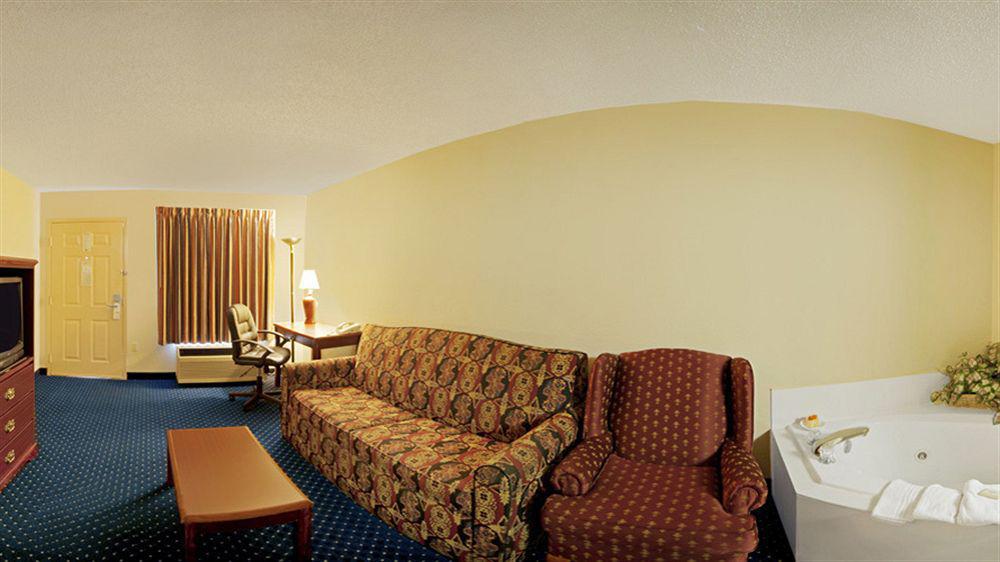 Days Inn By Wyndham Alma Exterior foto